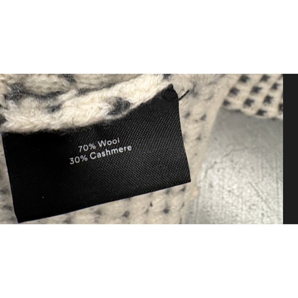 Summersalt The Coziest Cashmere Blend Crewneck Sweater - Picture 4 of 5